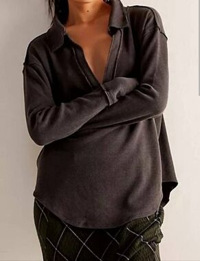 Free People Anakin Thermal Collared Top Long-sleeve Charcoal Gray V-neck sz Med